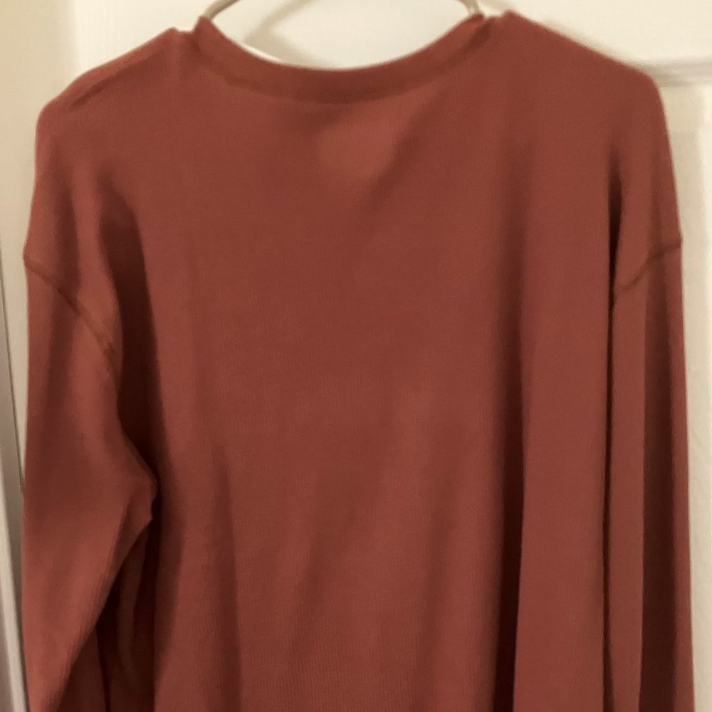 Shirt - Picture 2 of 4